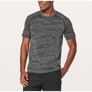 Lululemon Vent Tech Short Sleeve Shirt Mens XL Grey Camo Athletic Fit Quick Dry